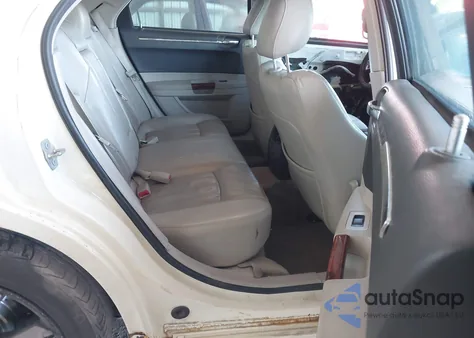 2007 Chrysler 300C from USA, damaged, VIN 2C3KA63H07H780750